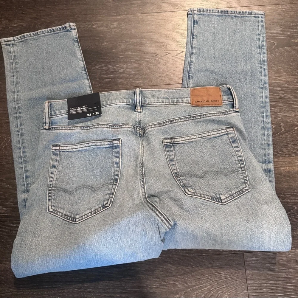 NWT American Eagle Slim Straight EasyFlex Men Jeans 33x30